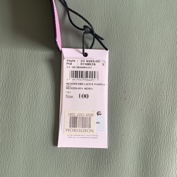 Salvatore Ferragamo Gancini Reversible Leather Belt - Picture 7 of 11